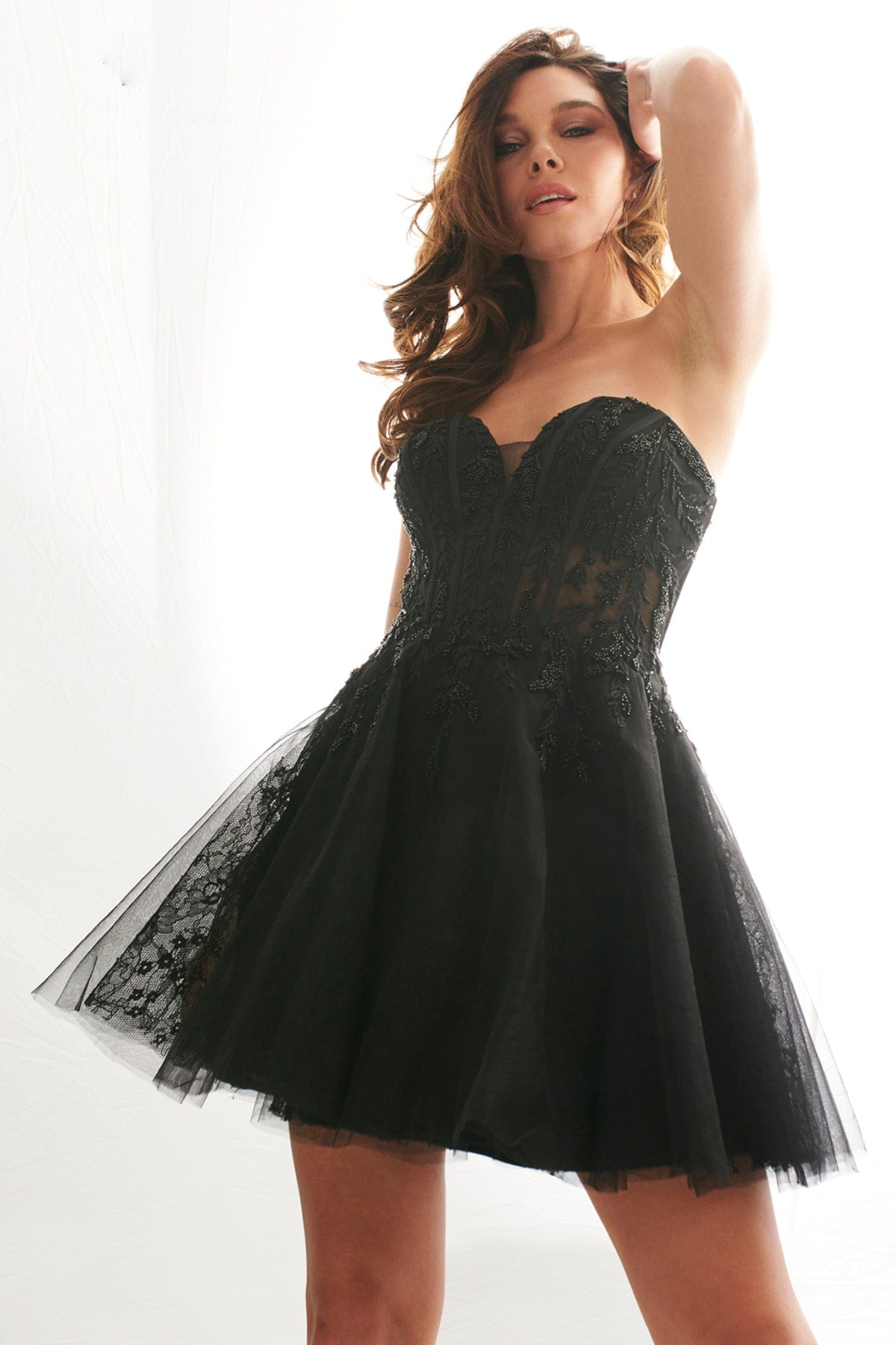 Model wearing Faviana Spring 2024 homecoming dress